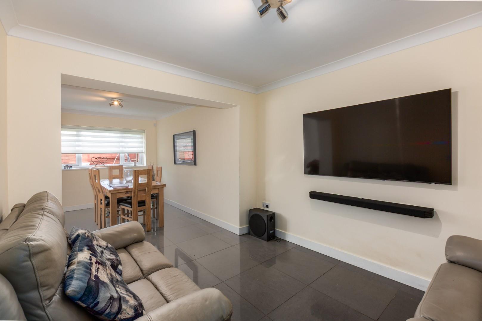 Murton Lane, Newton, Swansea, SA3 4TR